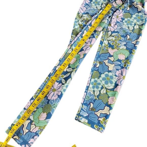 Aerie Real Me Crossover Waist 7/8 Leggings, Floral, Stretch, Size Medium - Picture 5 of 9